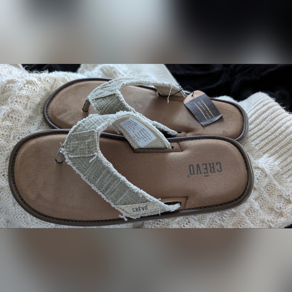 Crevo "Monterey" Flip Flop Sandals Men sz12 NWT